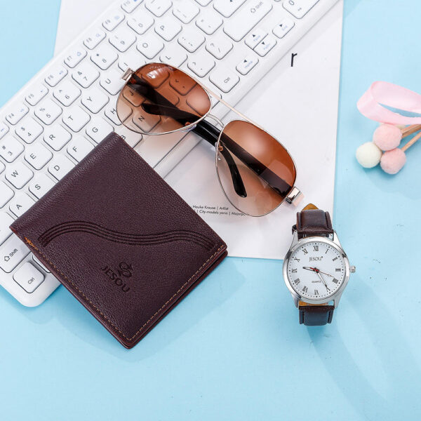 Timeless Elegance: Stylish Classic Leather Wallets for Men - Enhance Your Style with Premium Quality Wallets - Image 3