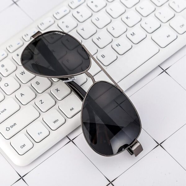 Premium Business Professional Gift Set: Elevate Your Corporate Gifting with High-Quality Essentials - Image 2