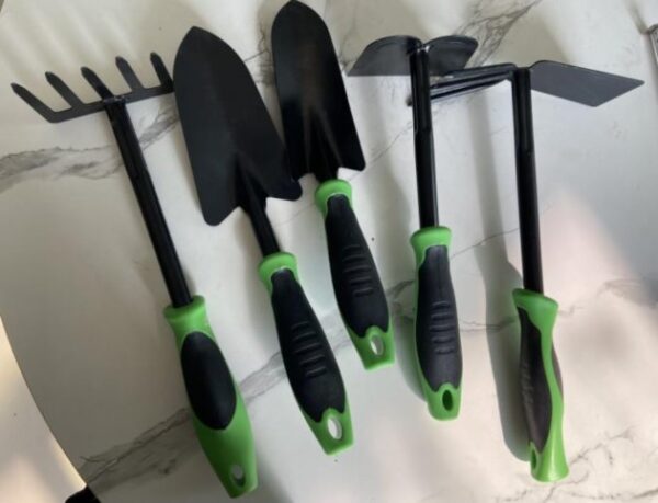 5-Piece Carbon Steel Garden Tool Kit
