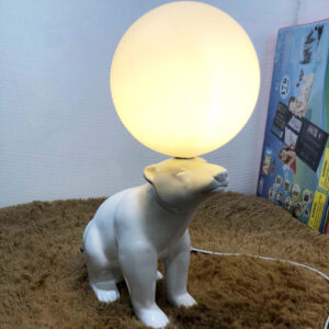 Nordic Modern Creative Resin Desk Lamp: LED Polar Bear Shape Decorative Children Glass Table Lighting