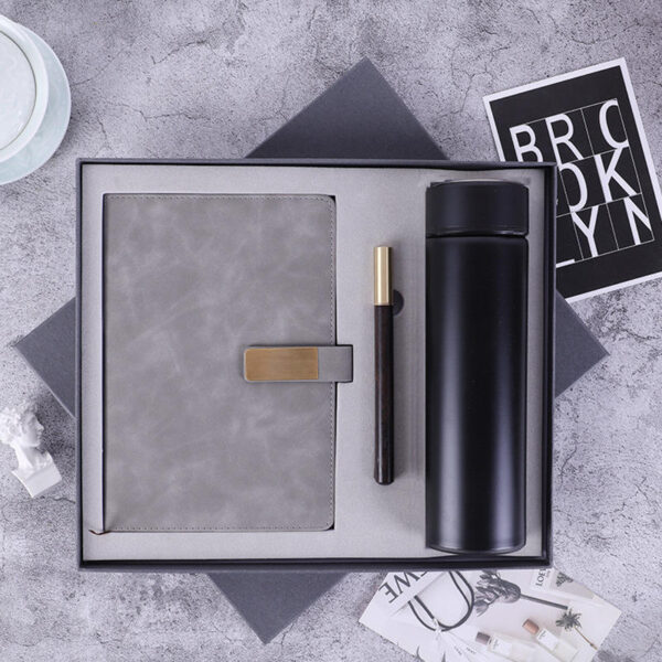 Premium Business Gift Set: Hardcover Notebook with Pen and Bottle - Perfect for Professionals - Image 3