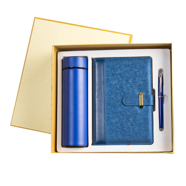 Employee Welcome Kit: Notebook and Gifts with Bottle and Pen - Corporate Gifts - Image 2