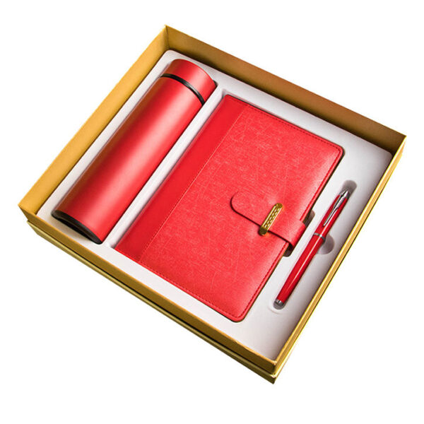 Employee Welcome Kit: Notebook and Gifts with Bottle and Pen - Corporate Gifts - Image 3